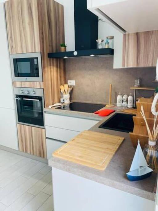 Zaffiro Casa Vacanze Al Mare Valledoria  Exteriér fotografie